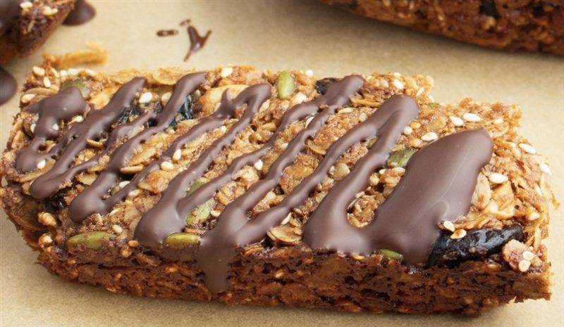 Quick protein bars for afternoon snacks