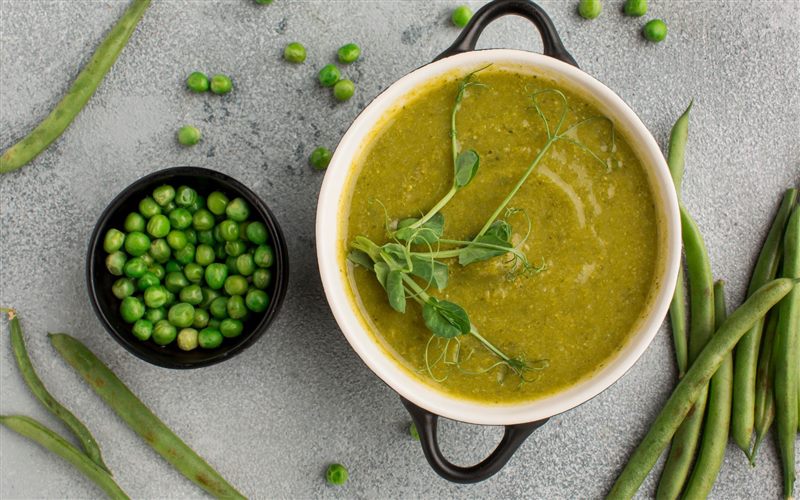 Courgette, pea and feta soup